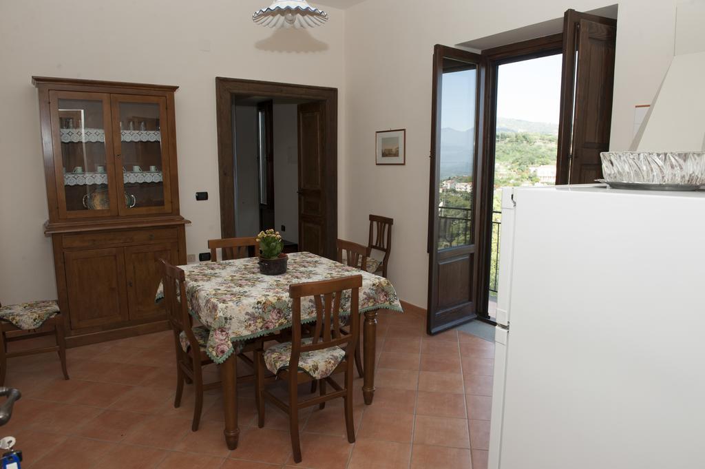 דירות קזאל ולינו Casa Lippi חדר תמונה
